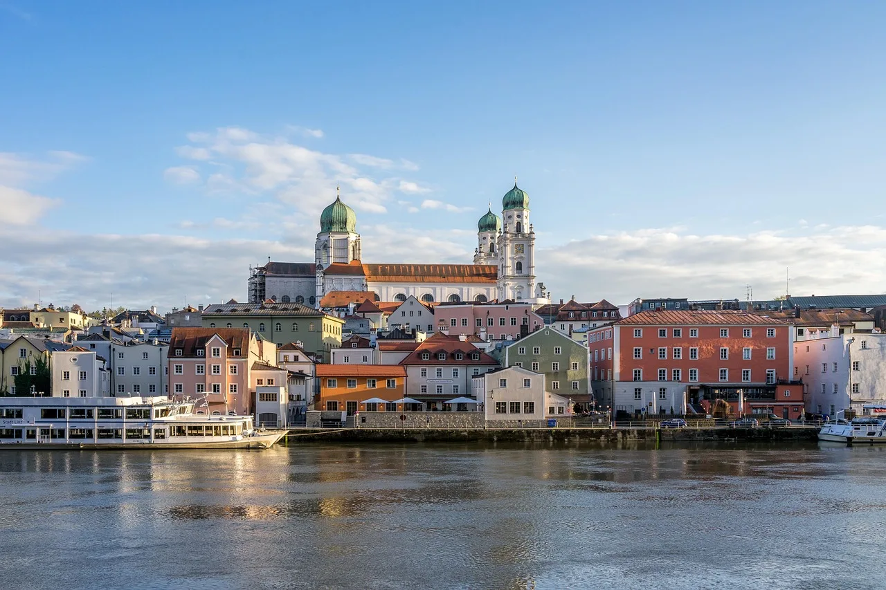 passau, germany, bavaria, historic center, historical, europe, panorama, urban, vacations, places of interest, danube, flow, water, river cruise, tourism, travel, ship, ship travel, cruise, nature, cruise ship
